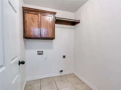 4213 Syracuse St, Moore, OK 73160 photo 35