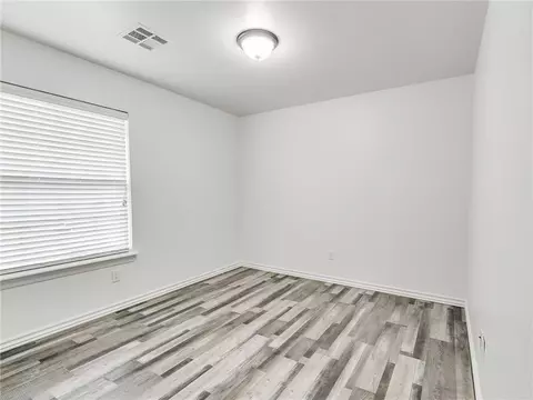 4213 Syracuse St, Moore, OK 73160 photo 30