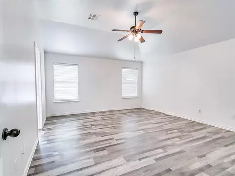 4213 Syracuse St, Moore, OK 73160 photo 22