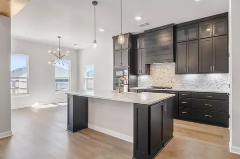 16000 Flint Dr, Moore, OK 73170 photo 8