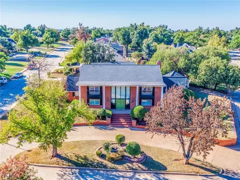 2949 Quail Creek Rd, Oklahoma City, OK 73120