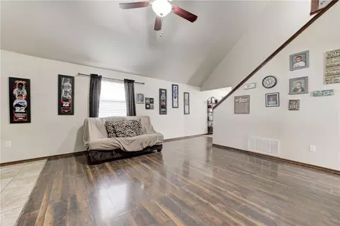 1811 SW 20th St, Moore, OK 73170 photo 7