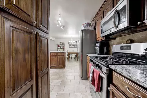 1811 SW 20th St, Moore, OK 73170 photo 17