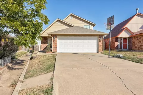 1811 SW 20th St, Moore, OK 73170 photo 1