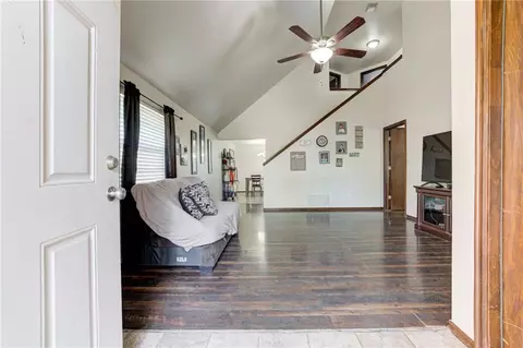 1811 SW 20th St, Moore, OK 73170 photo 5