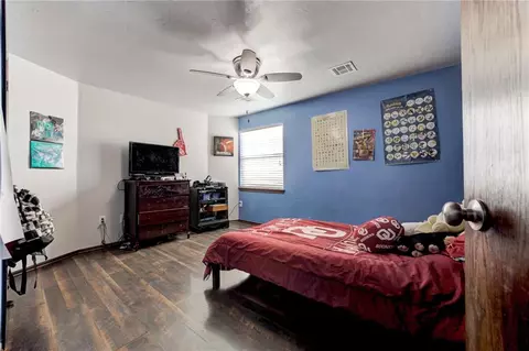 1811 SW 20th St, Moore, OK 73170 photo 27