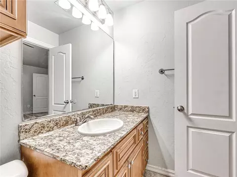 629 E Juniper Ln, Mustang, OK 73064 photo 22