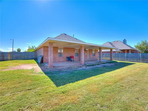 629 E Juniper Ln, Mustang, OK 73064 photo 31
