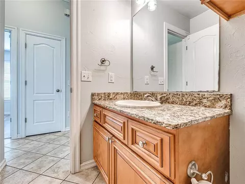 629 E Juniper Ln, Mustang, OK 73064 photo 29