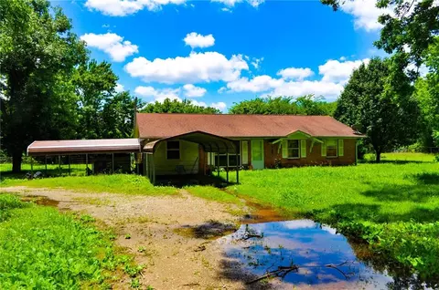 7780 Conifer Rd, Henryetta, OK 74437