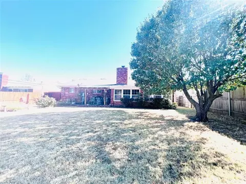6939 E 18th St, Tulsa, OK 74112 photo 13