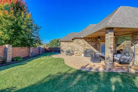 3228 SE 33rd St, Moore, OK 73165 photo 3