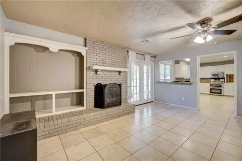 3801 N Bryan Ave, Bethany, OK 73008 photo 8