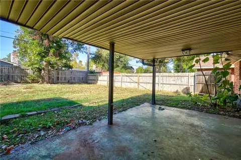 3801 N Bryan Ave, Bethany, OK 73008 photo 22