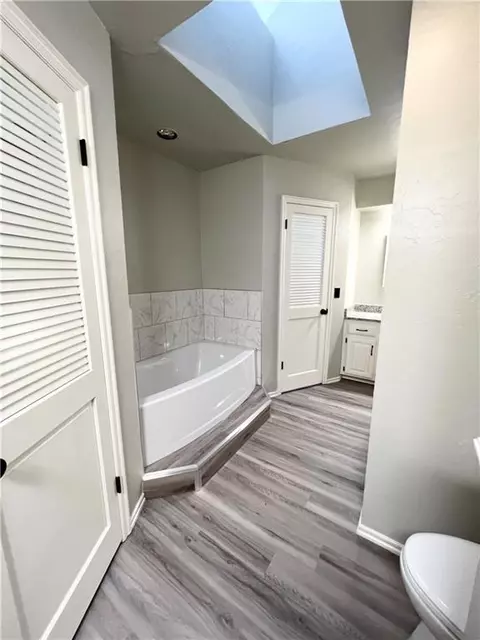 109 E Vail Dr, Yukon, OK 73099 photo 13