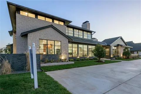 2400 SW 130th St, Oklahoma City, OK 73170