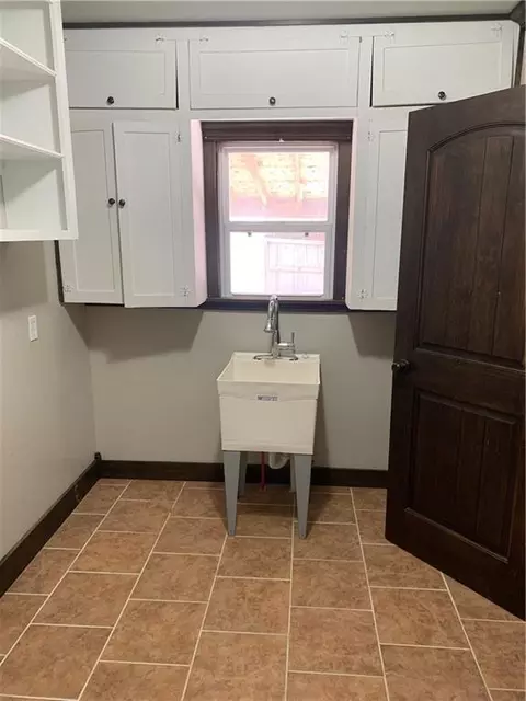 306 S Main St, Thomas, OK 73669 photo 8