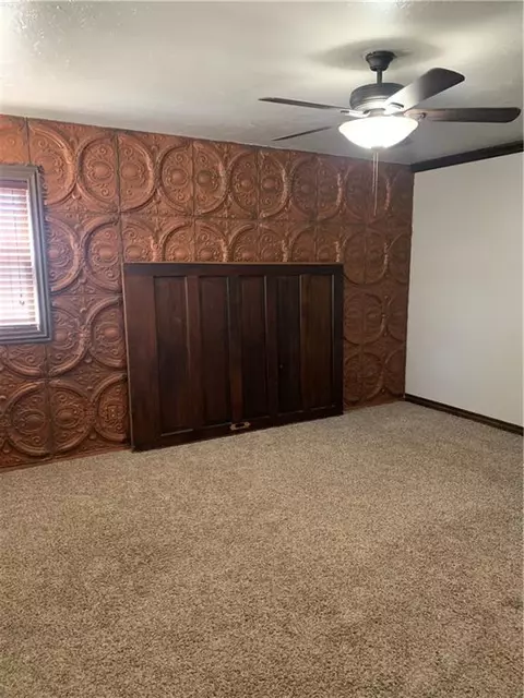 306 S Main St, Thomas, OK 73669 photo 11