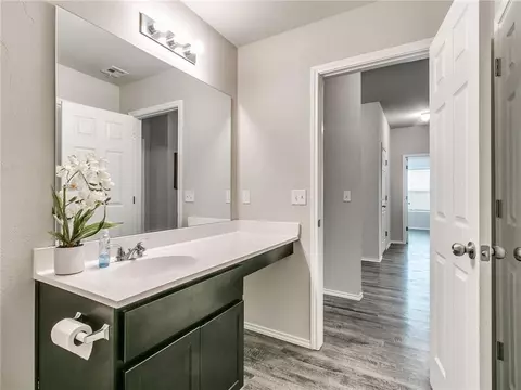 5220 Nicole Dr, Tuttle, OK 73089 photo 10