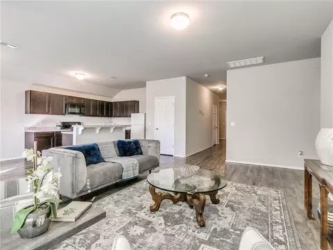 5220 Nicole Dr, Tuttle, OK 73089 photo 3