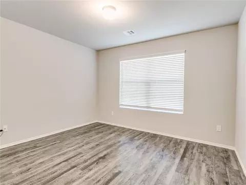5220 Nicole Dr, Tuttle, OK 73089 photo 8