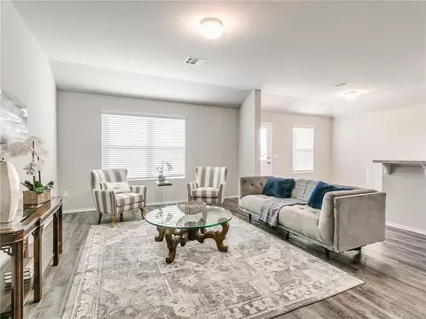 5220 Nicole Dr, Tuttle, OK 73089 photo 2