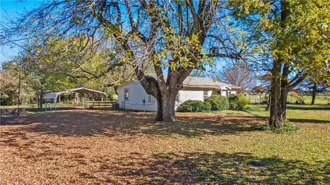 3113 Sharpe Rd, Garvin, OK 74736