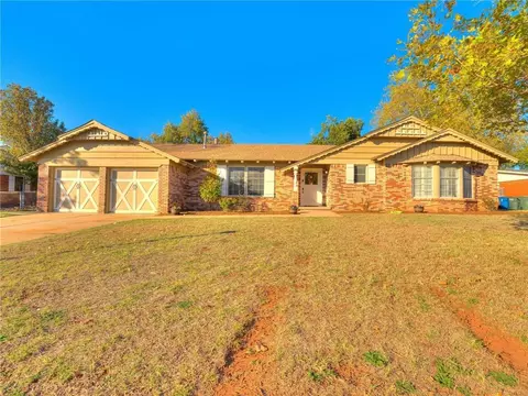 207 E 13th St, Edmond, OK 73034 photo 40