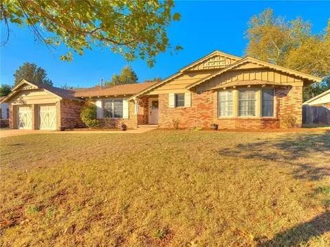 207 E 13th St, Edmond, OK 73034 photo 1