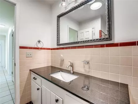 207 E 13th St, Edmond, OK 73034 photo 24