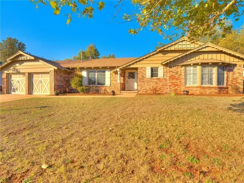 207 E 13th St, Edmond, OK 73034 photo 41