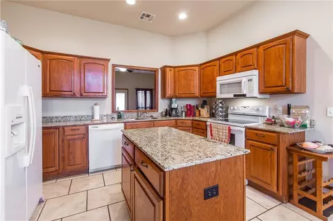 2084 County Road 1237, Tuttle, OK 73089 photo 9