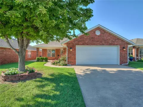 306 Silver Leaf Pl, Tuttle, OK 73089 photo 1