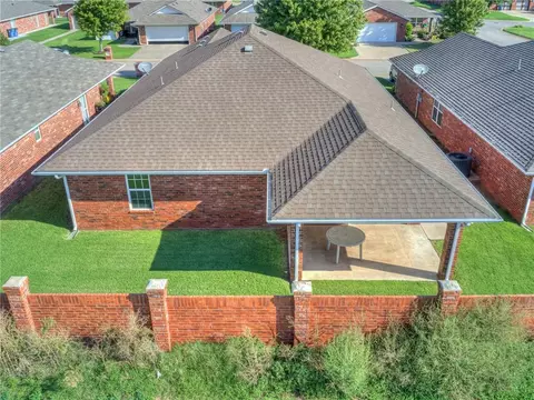 306 Silver Leaf Pl, Tuttle, OK 73089 photo 35