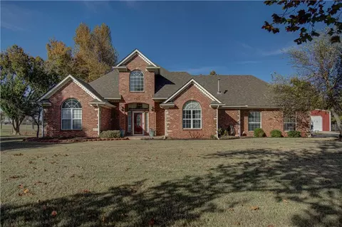 609 Chad Dr, Tuttle, OK 73089 photo 1