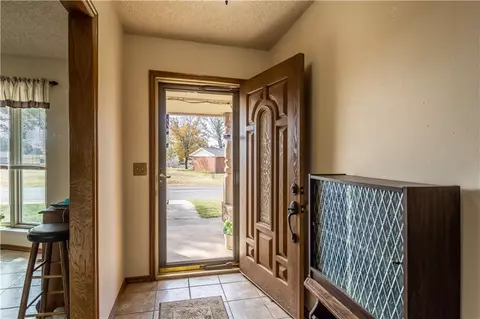 303 W Washington St, Corn, OK 73024 photo 4