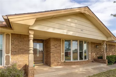 303 W Washington St, Corn, OK 73024 photo 3