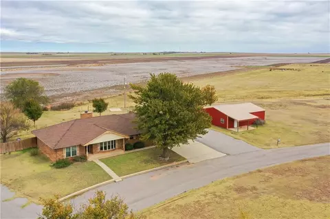 303 W Washington St, Corn, OK 73024 photo 2