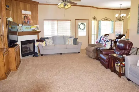 879 Oaklawn Dr, Tuttle, OK 73089 photo 8