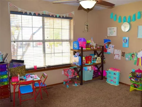 879 Oaklawn Dr, Tuttle, OK 73089 photo 19