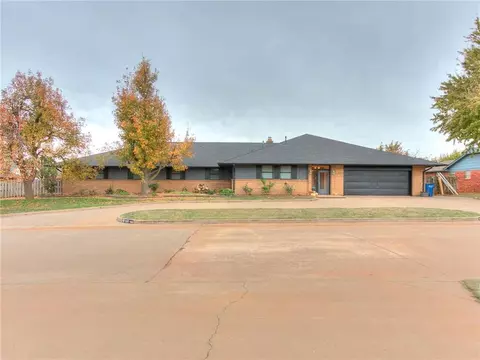 507 Hunter Ln, Okarche, OK 73762