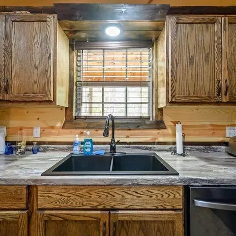 104 Tigerfish Loop, Broken Bow, OK 74728 photo 12