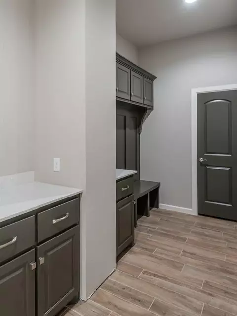 2128 Lago Dr, Moore, OK 73170 photo 18