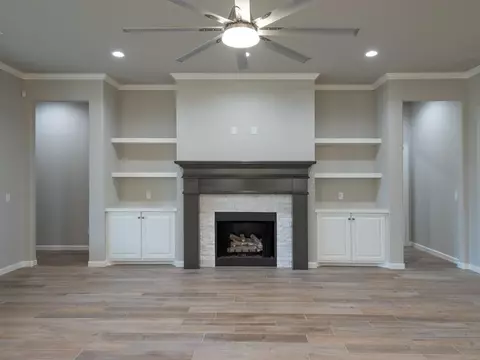 2128 Lago Dr, Moore, OK 73170 photo 11