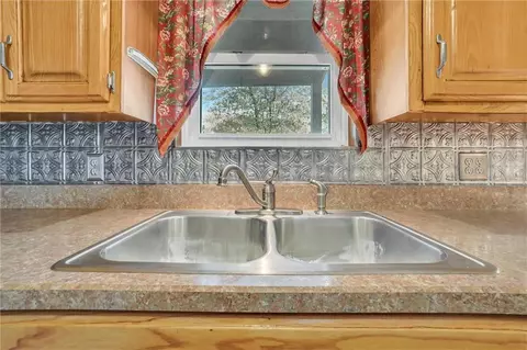 116 Poplar St, Erick, OK 73645 photo 13