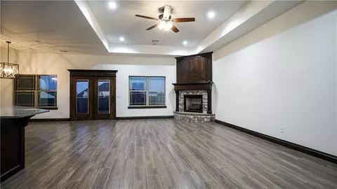1004 Kimberlin Ln, Tuttle, OK 73089 photo 4