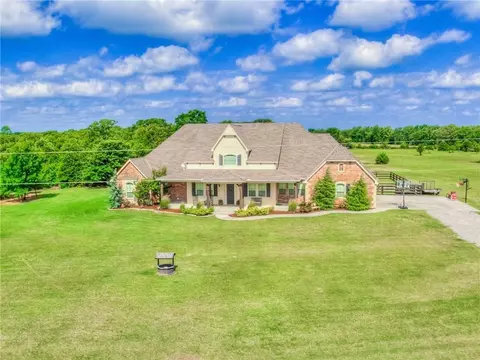 17806 Deer Trl, Mcloud, OK 74851