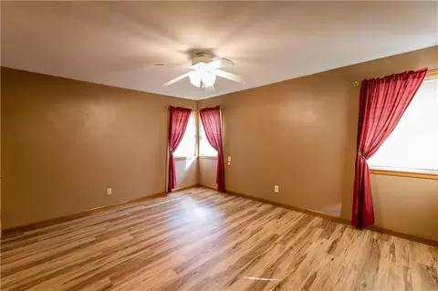 101 W Lincoln, Corn, OK 73024 photo 6