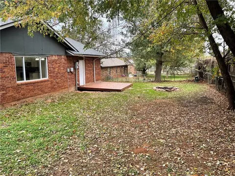 3404 E Noble Dr, Edmond, OK 73034 photo 17