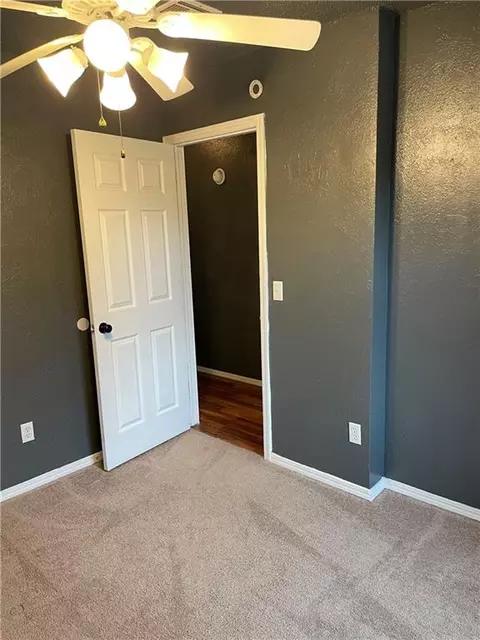 3404 E Noble Dr, Edmond, OK 73034 photo 12